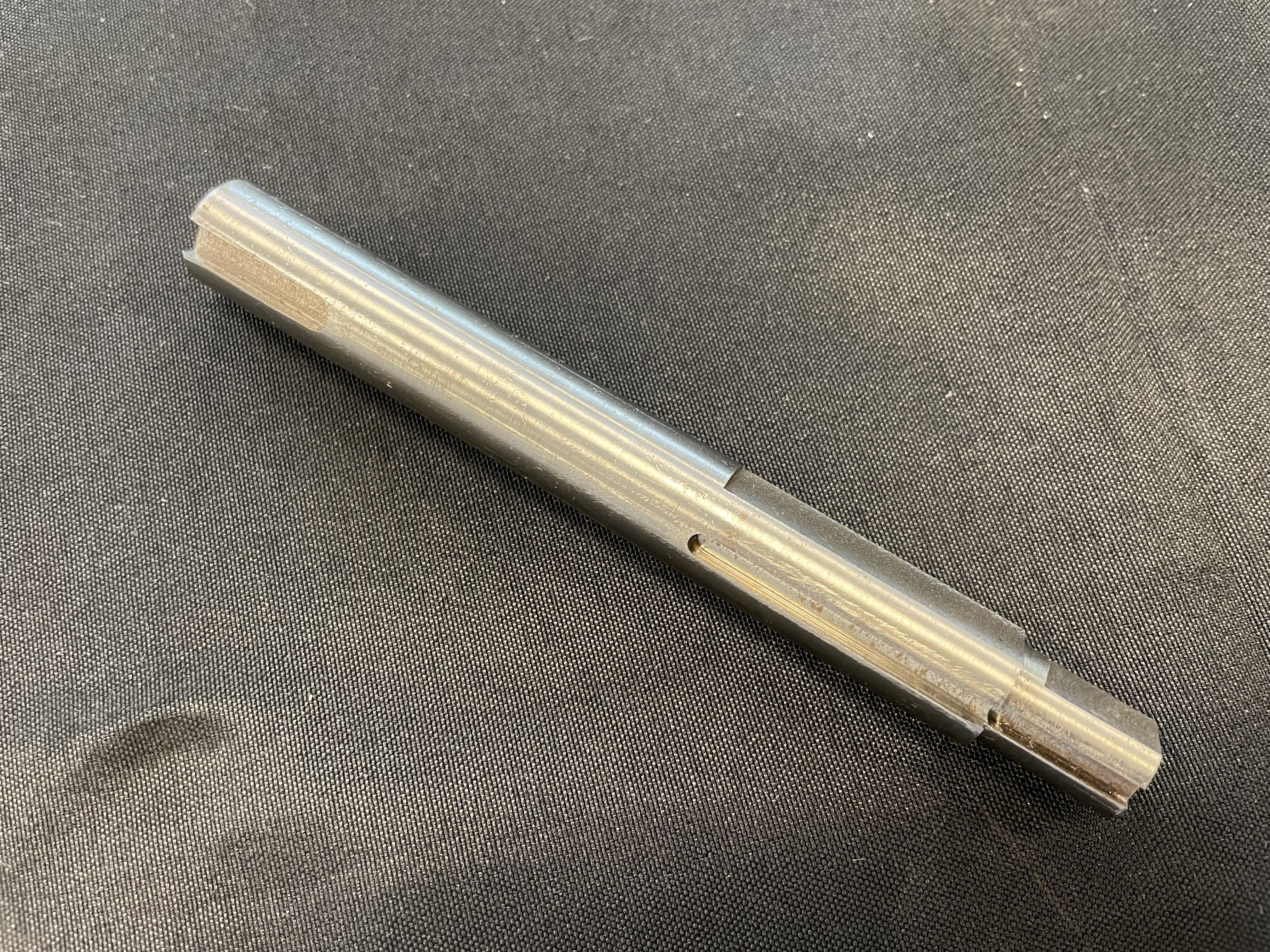 Shaft for Beveled Gear in Bosch GKF 330/400