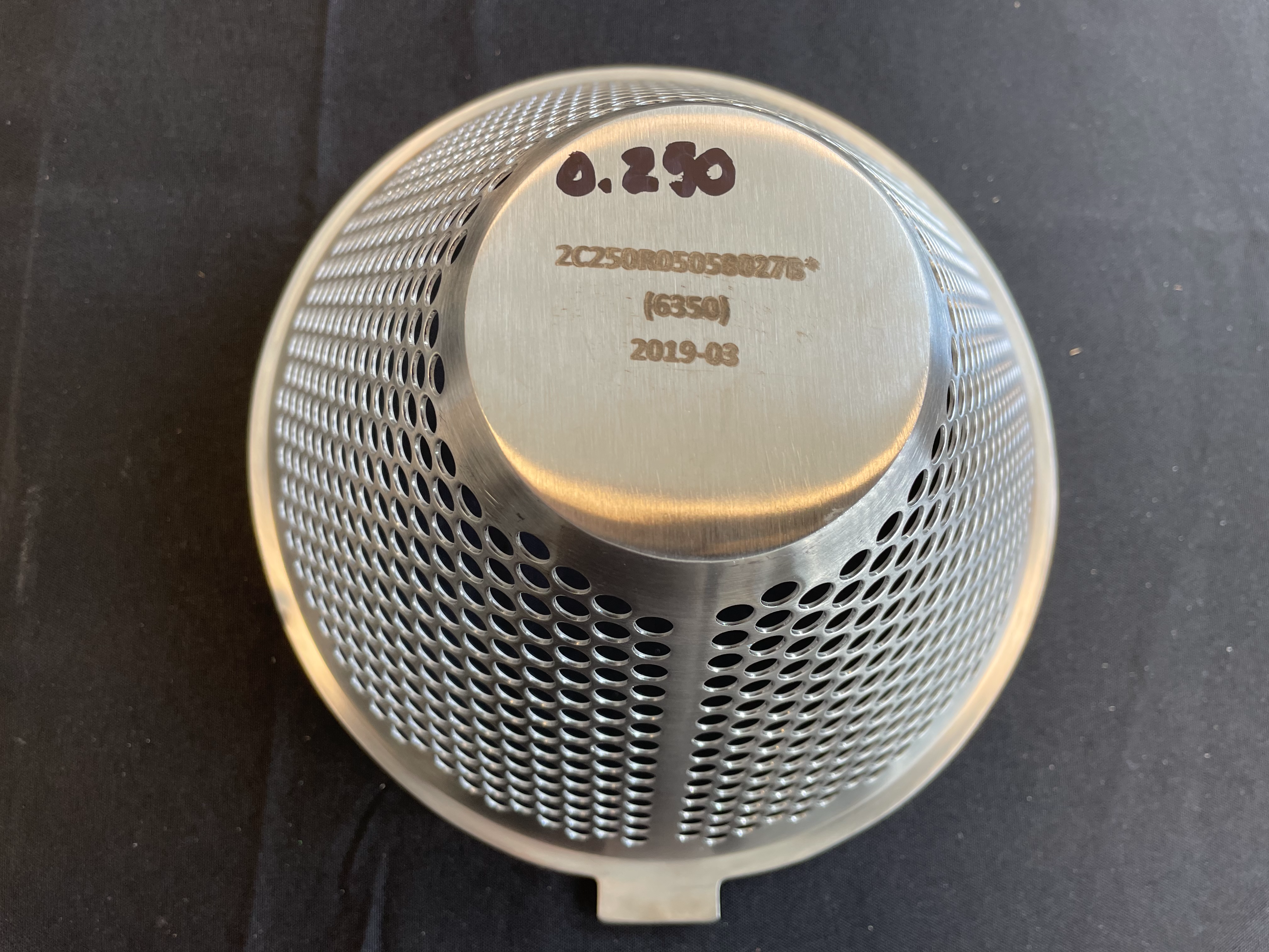 0.250" Round Screen for Quadro 194 Comil